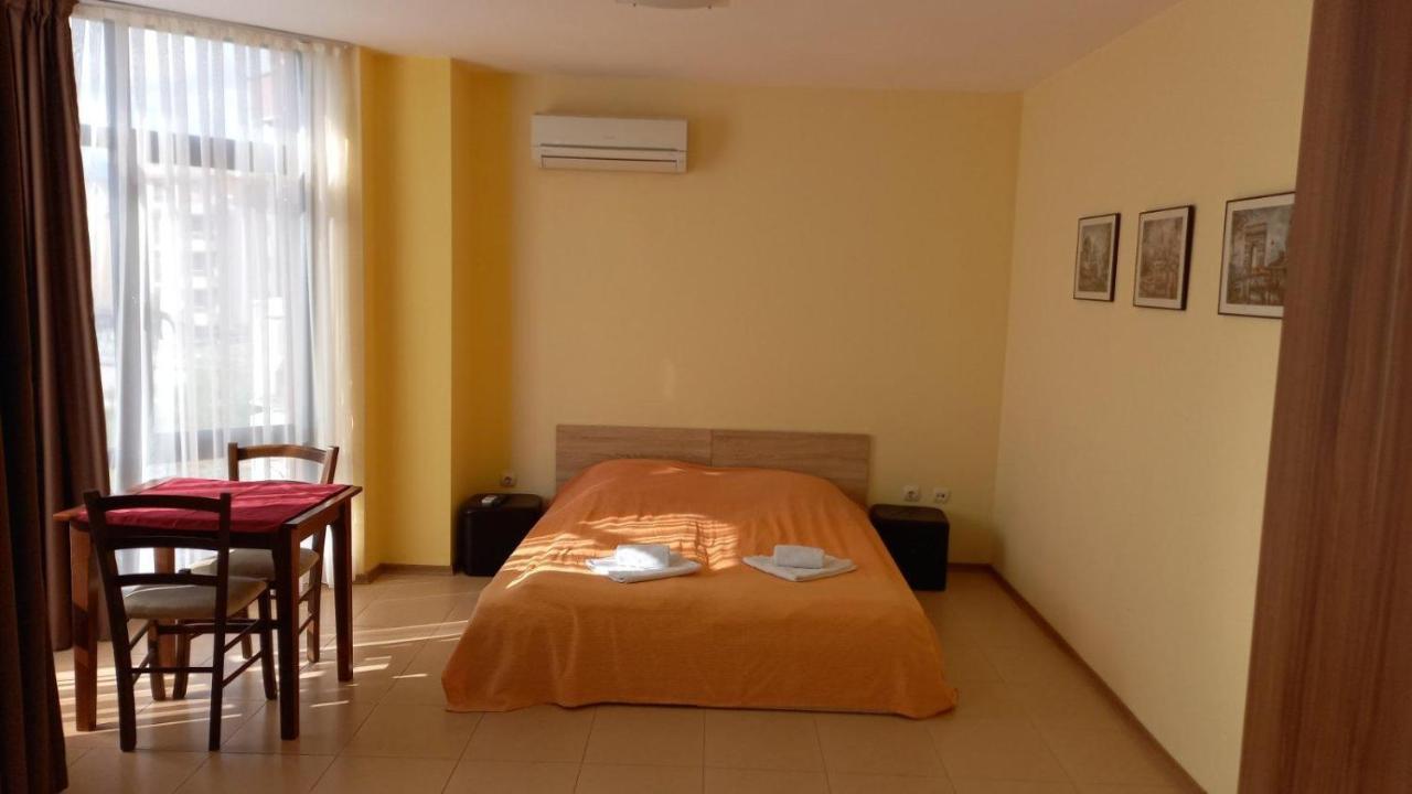 Apartament Fantasy Хисаря Екстериор снимка